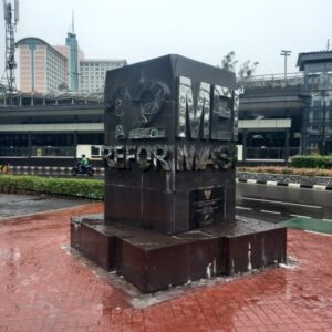 Tugu Reformasi Grogol